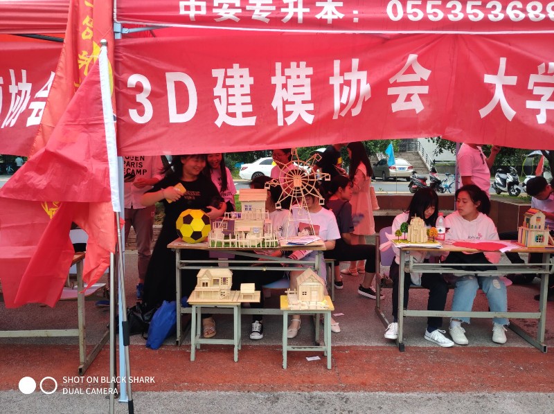 4c1840d1810a065c_12257.jpg 4c1840d1810a065c.jpg