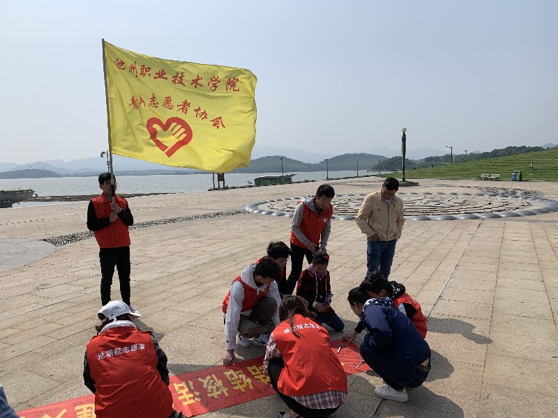 莲花台宣传肺结核4_73287.jpg 莲花台宣传肺结核4.jpg