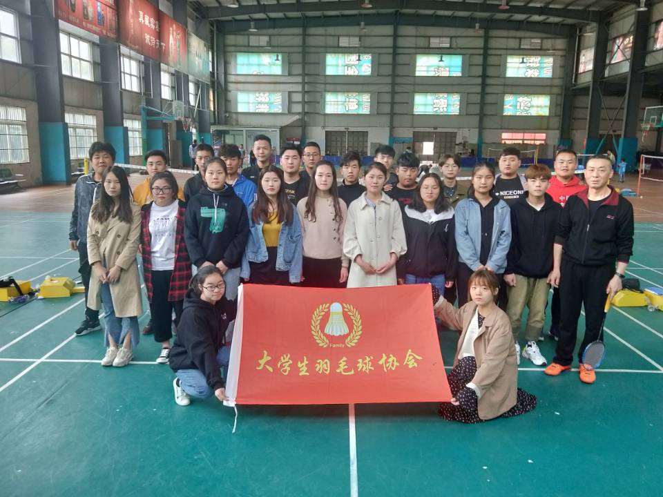 集训照2_68718.jpg 集训照2.jpg