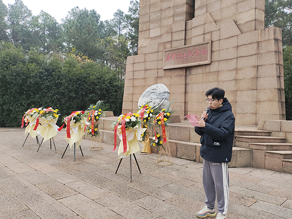 1702458601319550.jpg 5.jpg